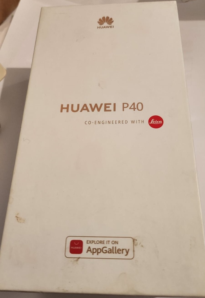 Celular Huawei P40 Seminuevo 8Gb memoria ram 128Gb almacenamiento Color azul modelo ANA-LX4
